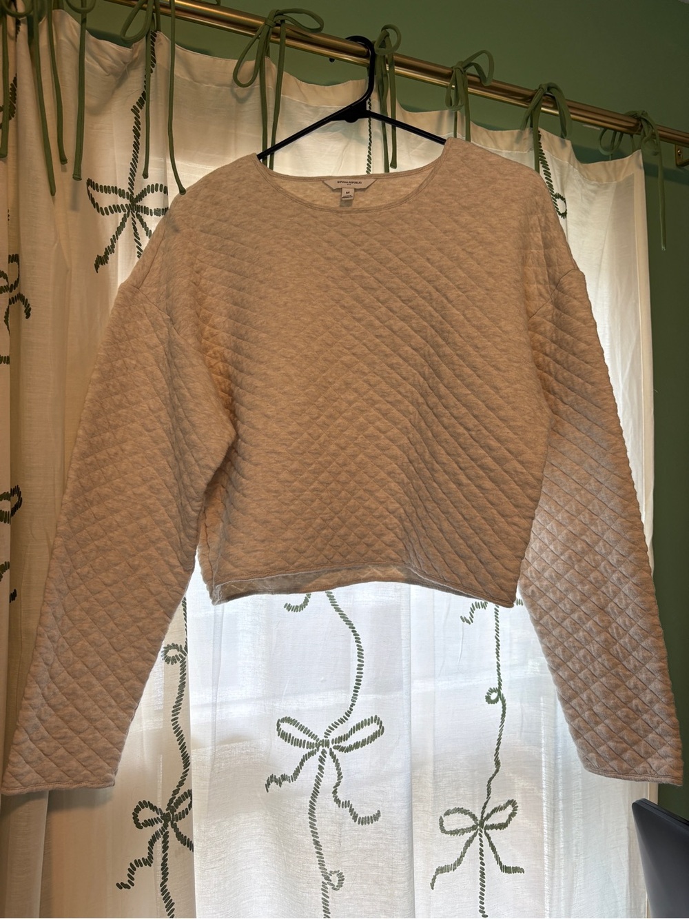 Banana Republic Quilted Cream Cropped Sweater - Women